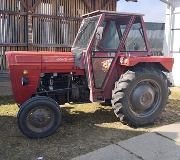 Traktor imt 540 - cover