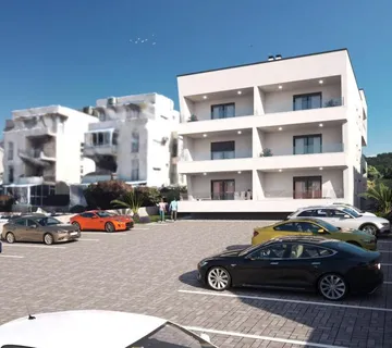 Ekskluziva: 2 spavaće sobe, krovna terasa, lift – pogled koji oduzima - cover