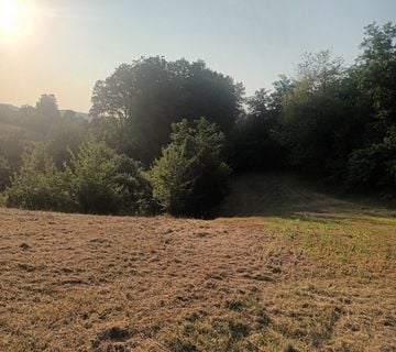 Idilično zemljište  Mrežnički Brig  850m od slapa na Mrežnici - cover