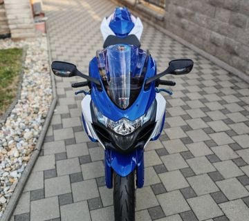 SUZUKI GSXR 1000 2011 - cover