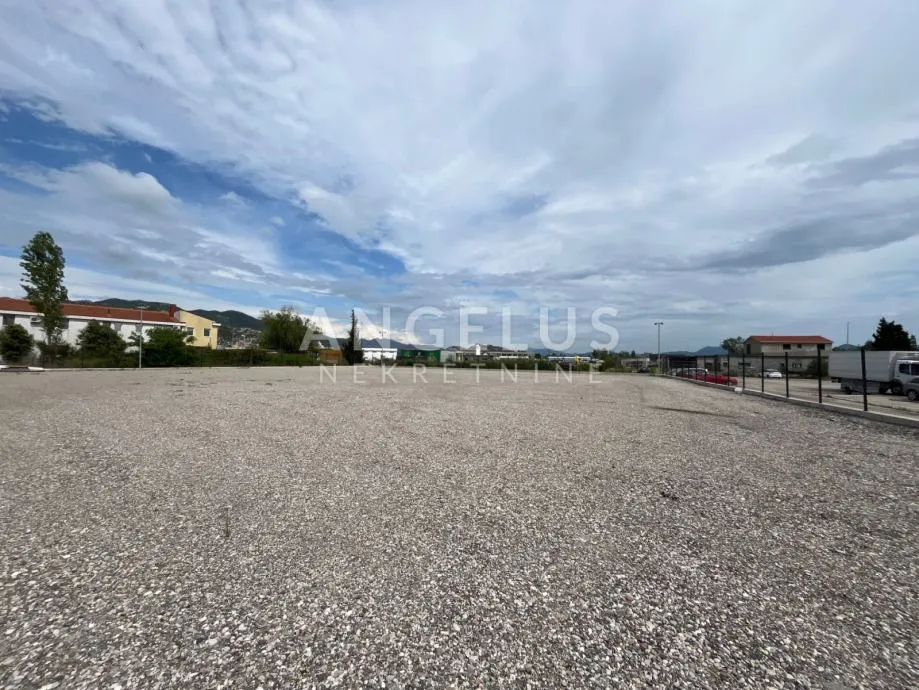 Ploče, Centar - građevinsko zemljište 2800m2 - cover