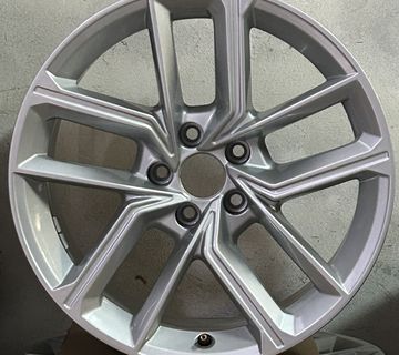 Audi original alu felge 5x112 18" / 4 komada - cover