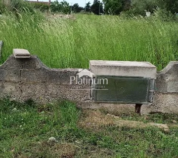 Istra, Banjole, građevinsko zemljište s objektom - cover