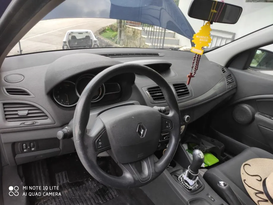 RENAULT MEGANE 3 2013 ARMATURA SA ZRACNIM JASTUCIMA - cover