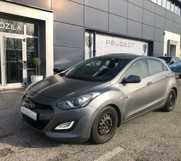 HYUNDAI I30 1,6 CRDI 110  - cover
