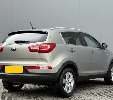 Kia Spotrage Lounge 1.7CRDi 85kw 2013g 140000km KAMERA NAVIGACIJA⭐⭐⭐⭐⭐ - cover