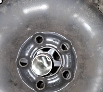 Fabia Felge, ratkape i zimske gume - cover