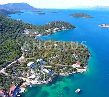 Pelješac, Brijesta - građevinsko zemljište uz more, 4.124 m2 - cover