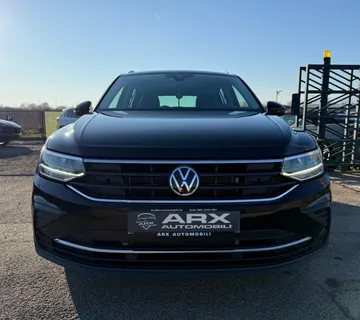 VW Tiguan 2,0 TDI DSG °NAVI°ADAPTIVNI TEMPOMAT°LEASING BEZ UČEŠĆA° - Sesvete, Zagreb