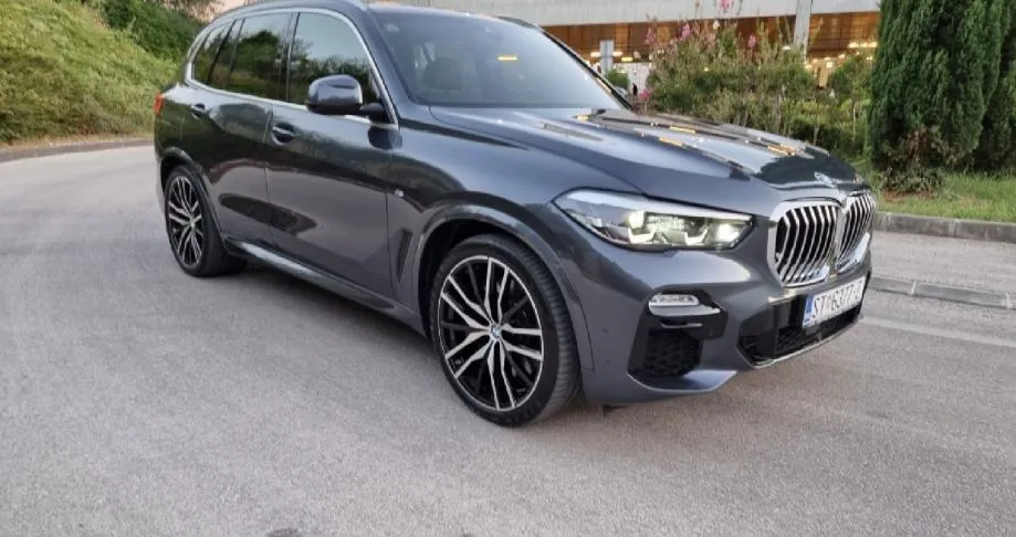 BMW X5 xDrive30d, M oprema, Zračni ovjes, 22" felge, Nije uvoz - cover