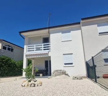 Vir, dvoetažni stan(90m2), 160 metara do plaže, NOVOGRADNJA (prodaja) - cover