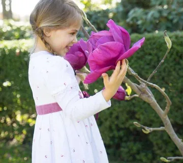 MAGNOLIA “Meganolia”-mirisna - cover