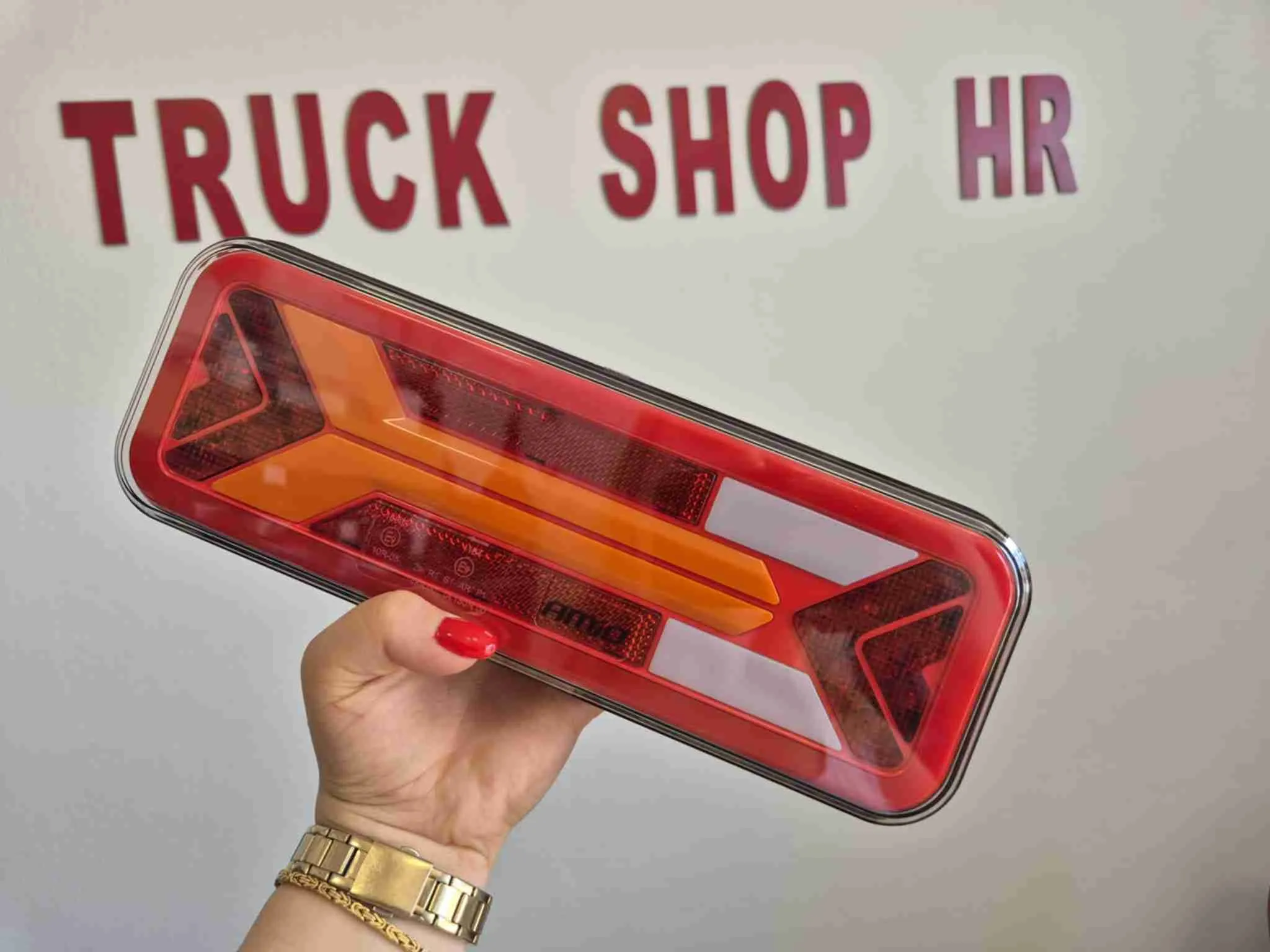 Stražnja kombinirana LED svjetiljka - cover