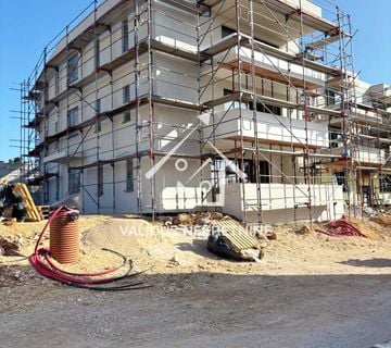 Novogradnja u centru Novalje, stan 60,21 m2, prizemlje, vrt, 225.787 € - cover