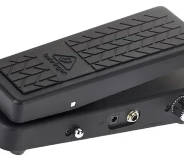 HELLBABE HB01 PEDALA, R1, RATE!! - cover