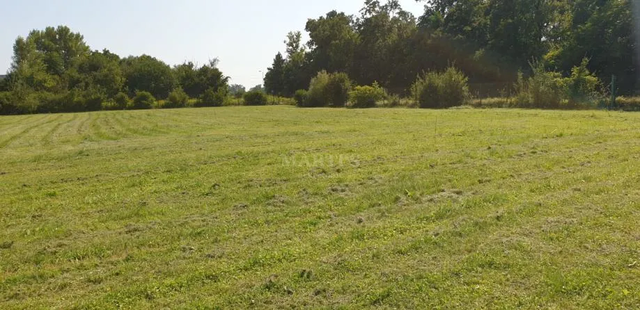 Zagreb istok - građ.zemljište 9.858m2, pored Slavonske - cover