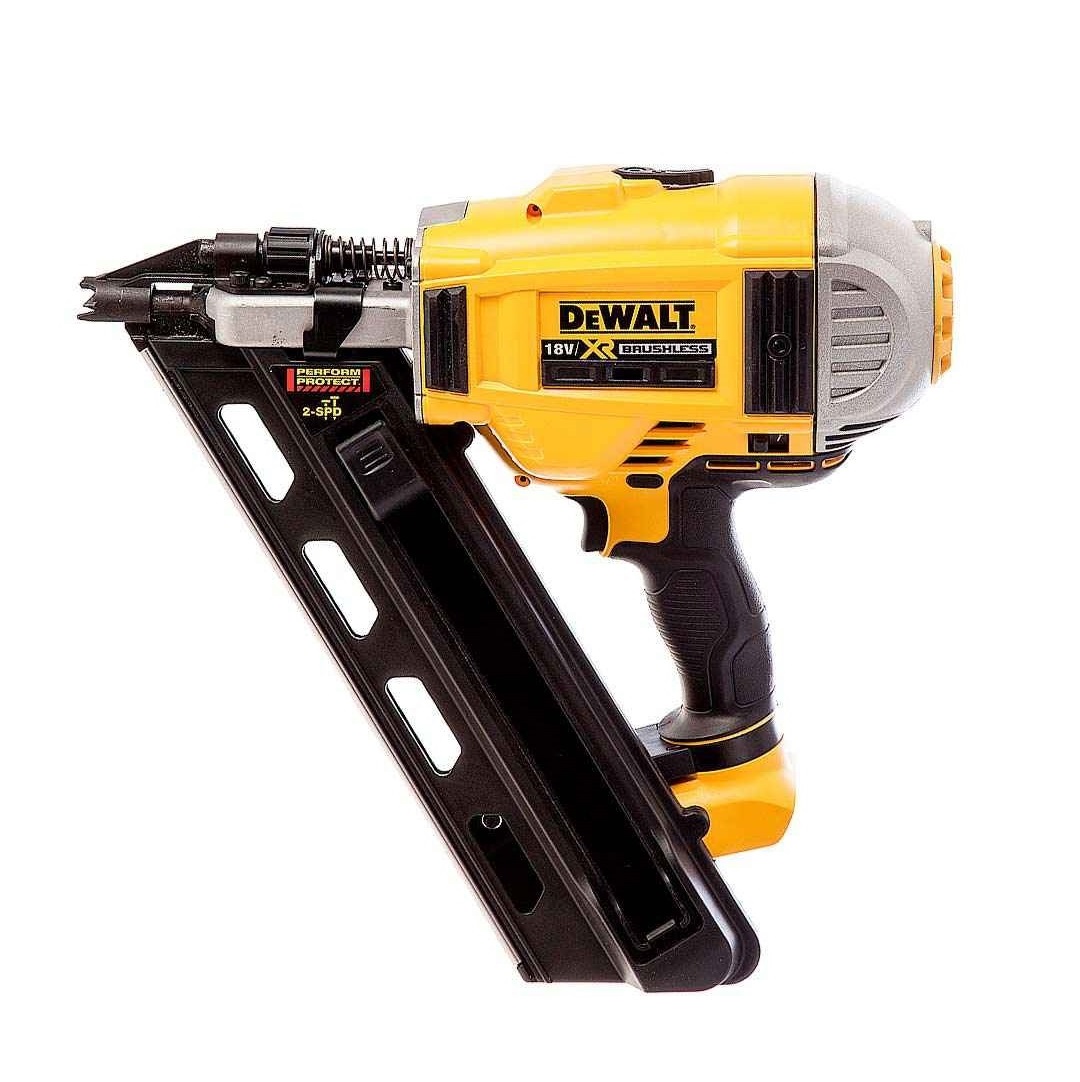 DeWalt_DCN692N