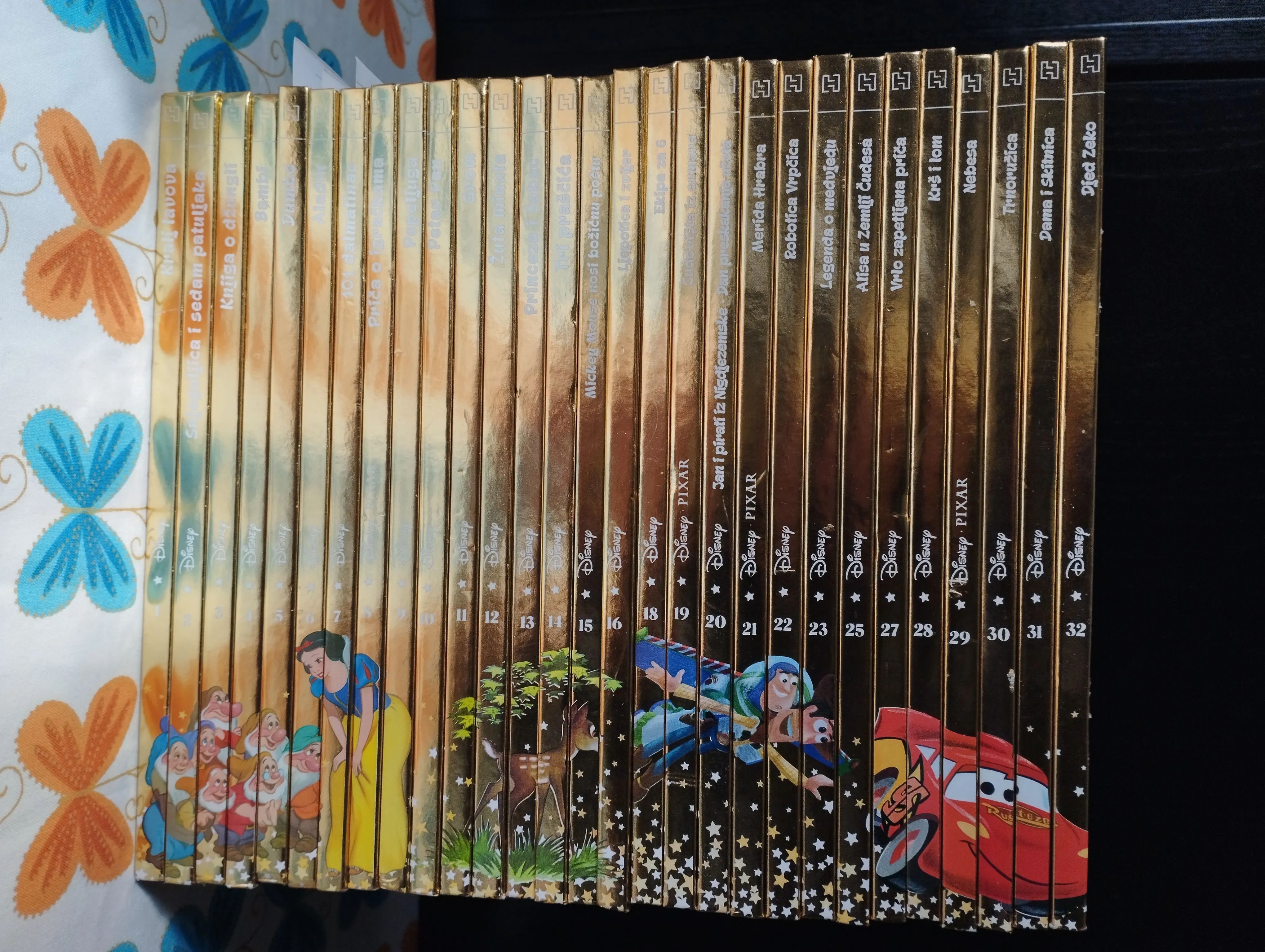 Disney - Zlatna knjižnica čarobnih priča - više naslova - cover