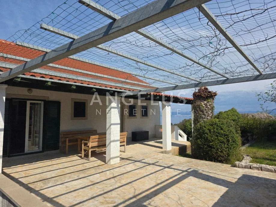 Brač, Sutivan - kuća sa otvorenim pogledom na more, PRODAJA (prodaja) - cover