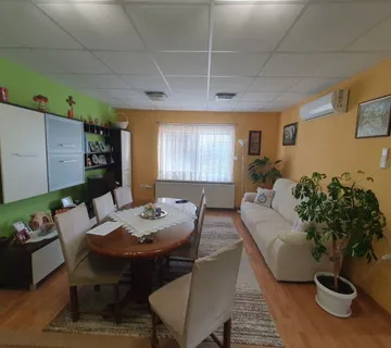 Kuća: Križevci, Carevdar, 100 m2, gosp. objekti, šuma (prodaja) - cover