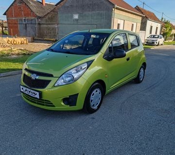 Chevrolet Spark Spark 1,0 16V. 2012 god ,Servisna 120,000 kilometara - cover