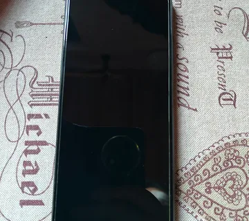 Prodajem Samsung Galaxy A22 5G 4/128GB - cover