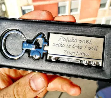 Privjesak ‘KAMION 2’ - cover