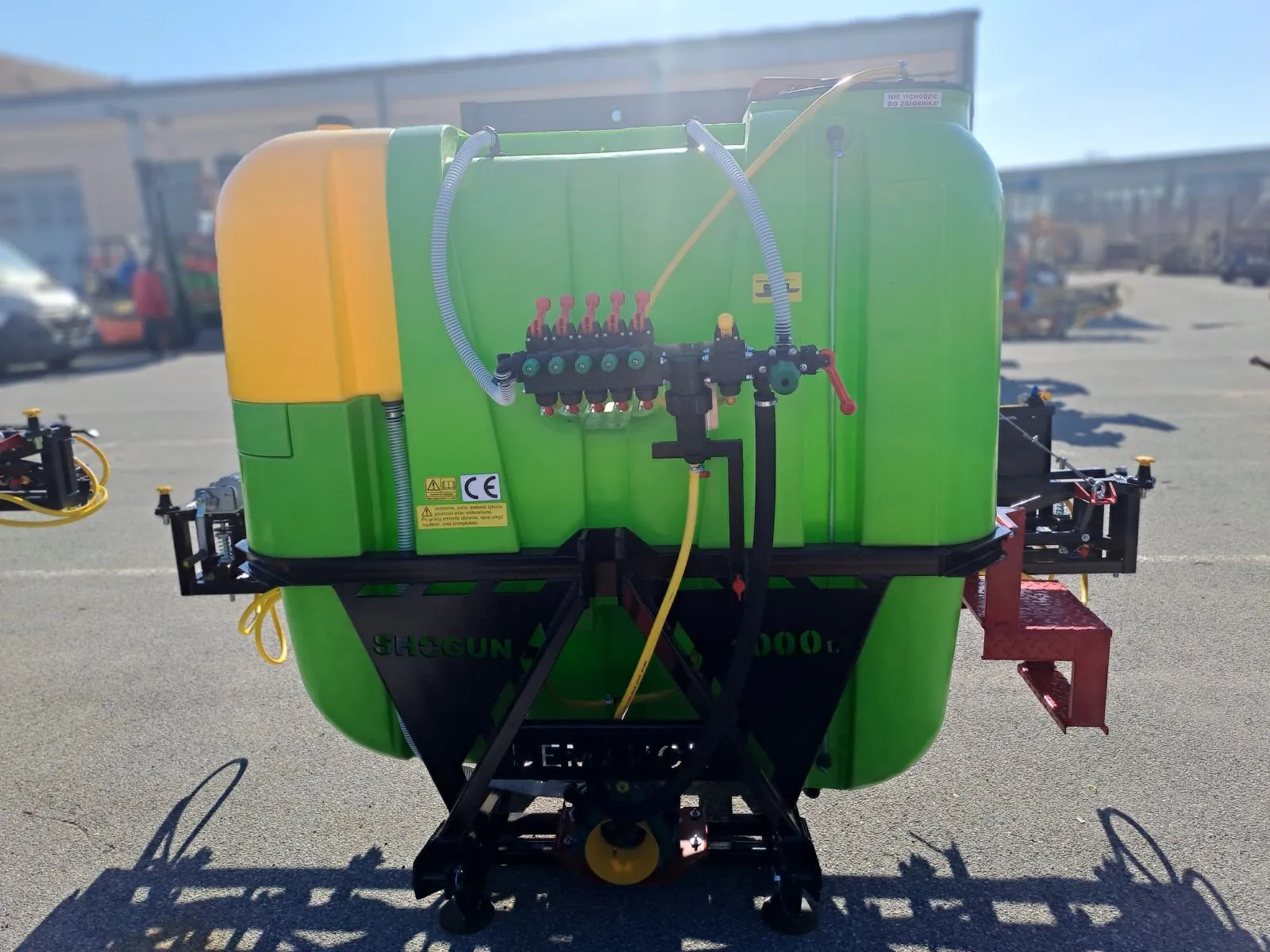 PRSKALICA 800L 12M"DEMAROL" 3 REZERVOARA - cover