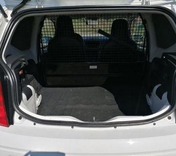 VW Up! 1,0 N-1 DOSTAVNI, 153000 KM, KARTICE - cover