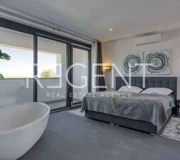 Istra, Buje - Vila sa bazenom, spa zonom i vrtom - cover