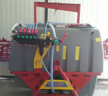 TRAKTORSKA PRSKALICA 600 LITARA - cover