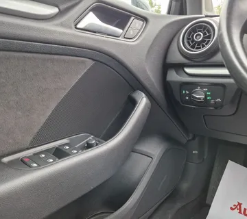 Audi A3 30 TDI 2019.,S-line, Sportback, GRIJ SJED.,PARK SENZ, ALU,NAVI - cover