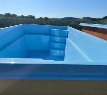 Poliesterski-vinyloester Bazen’’Maldivi6,00x3,00x1,35 Montaža opreme - cover