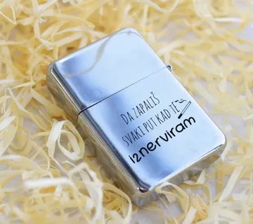 Šaljivi upaljač metalni s graviranom porukom - cover