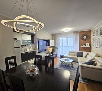 Trosoban stan s garažnim mjestom, Žnjan, Split, 84.00 m2 - cover