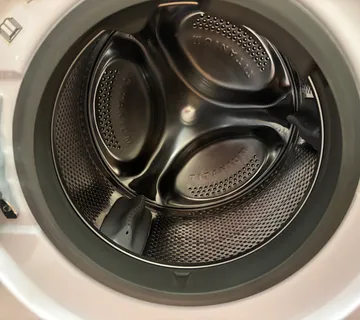 Prodaje se perilica+susilica rublja - cover