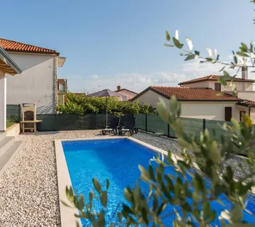 Villa Antoniana - cover