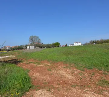 KAŠTELIR-GRAĐEVINSKO ZEMLJIŠTE NA PRODAJI - cover