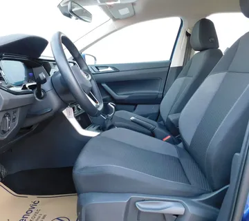 10826 Volkswagen Polo 1.0 TSI Life - cover