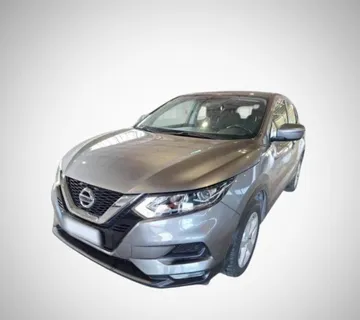 Nissan Qashqai 1,3 DIG-T Bussines |140 ks |Navi |Kam |24mj JAMSTVO - cover