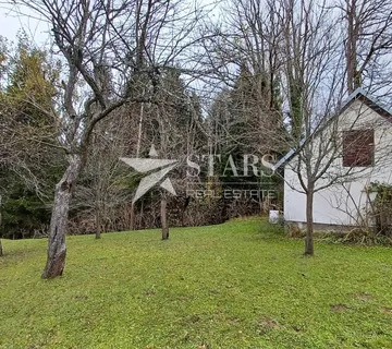 Gorski kotar, Ravna Gora, okolica - samostojeća kuća na osami - cover