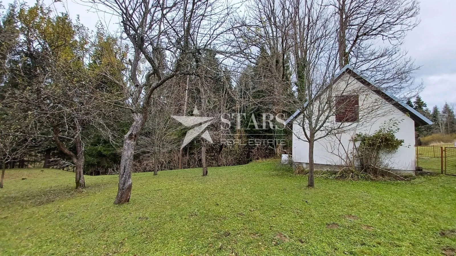 Gorski kotar, Ravna Gora, okolica - samostojeća kuća na osami - cover