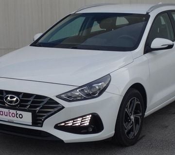 Hyundai I30 Karavan 1.6 CRDI DCT, 16.700,00 €  - cover