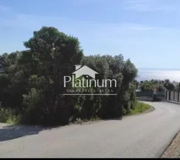 Istra,Kavran poljoprivredna parcela s pogledom na more - cover