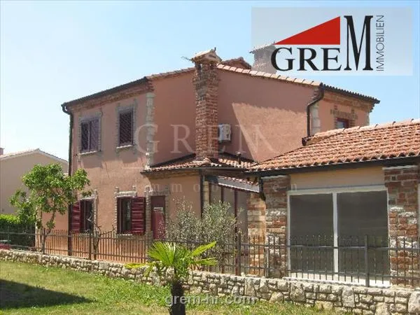 Kuća Poreč 10 km, pogled more, 155 m2 (prodaja) - cover