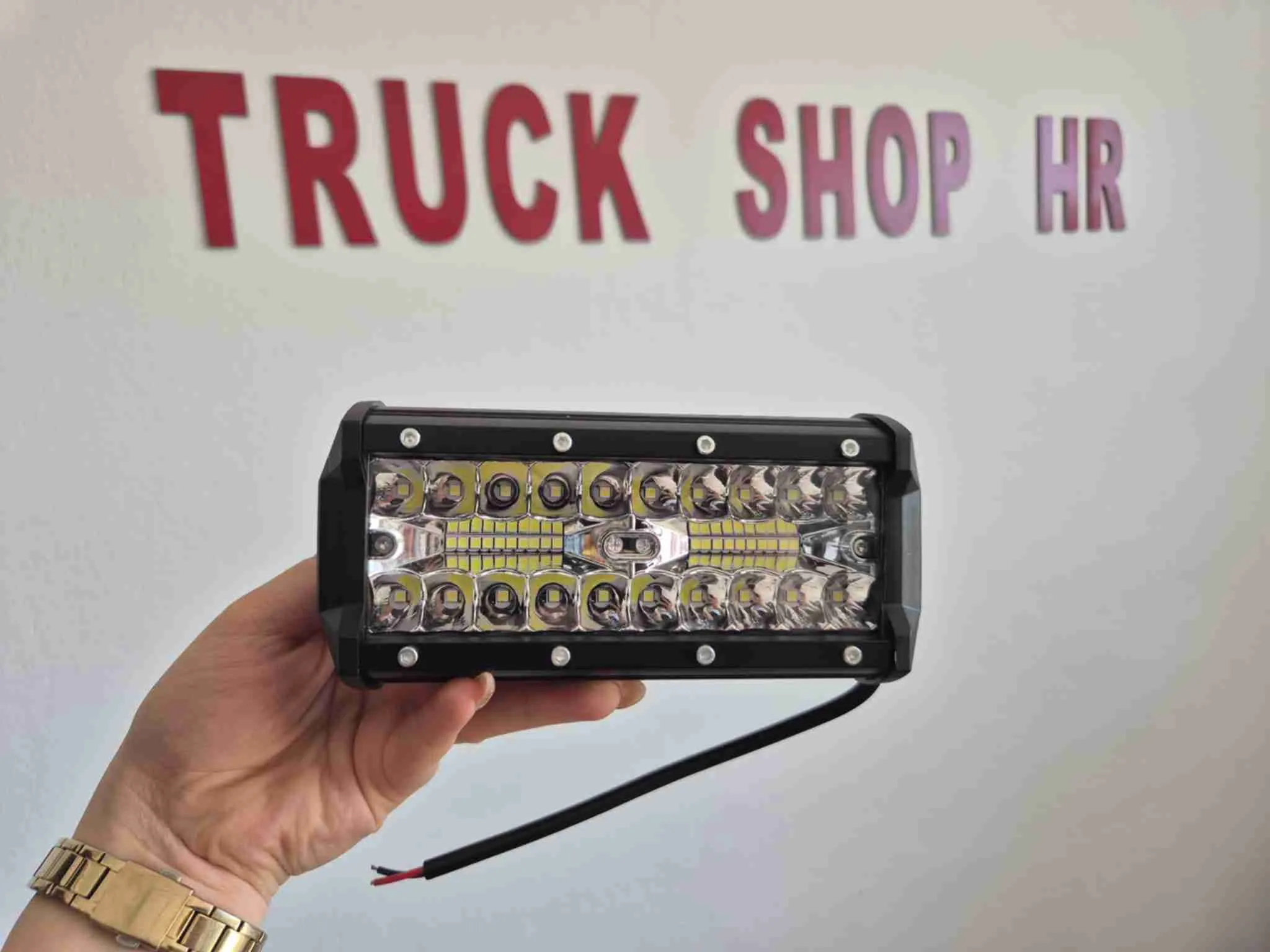 Radna LED svjetlosna traka - cover