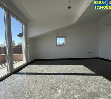 Novi stan u potkrovlju, 109m2, 9 km od mora - cover
