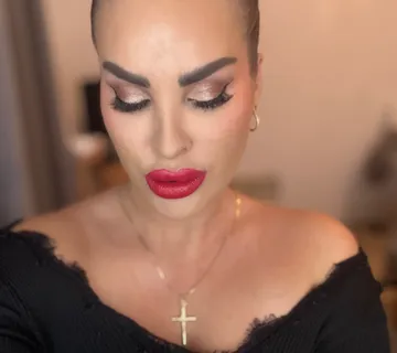 Professionalni Make Up dugogodisnje Iskustvo - cover