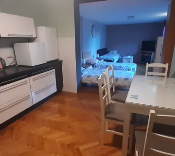 Smještaj za 8 radnika - Vukovar - cover