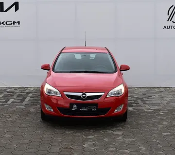 Opel Astra 1.4 LPG Essentia *HR* SERVISNA, 1. VLASNIK* - cover